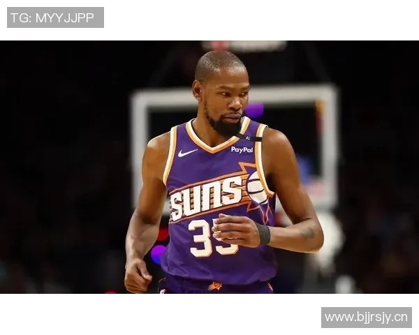 杜兰特赞弗拉格全面提升称控卫角色限制了他的发挥