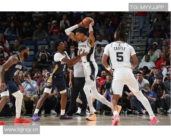 锡安首节表现出色轻松拿下10分2篮板4助攻2抢断展现全能实力