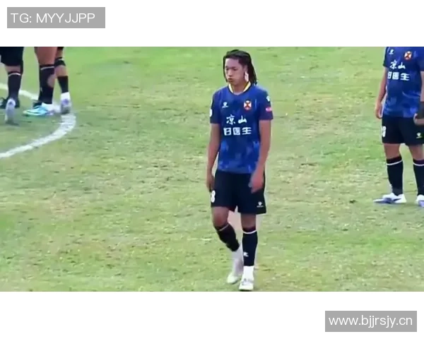 四川足协对日火瓦体飞踹拳击裁判事件做出严厉处罚禁赛五年以示警戒