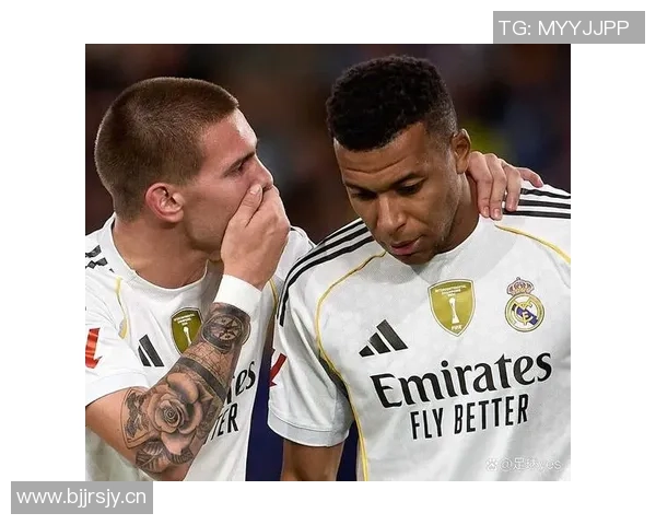 姆巴佩右脚踝轻微扭伤马斯坦托诺腿后肌疲劳需休息