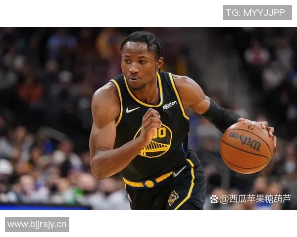 拉亚高度评价助教海因策称其在球队防守中发挥重要作用